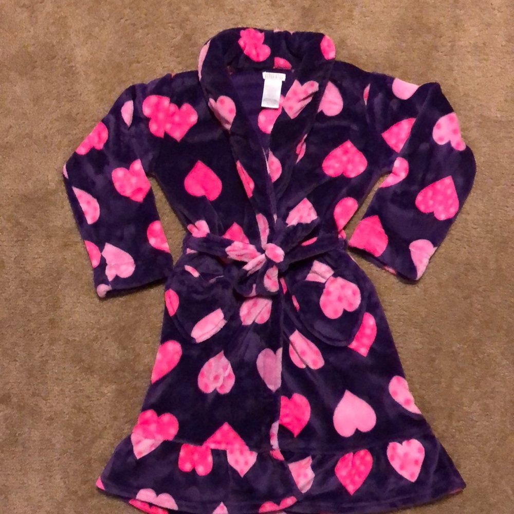 Girls plush robe!