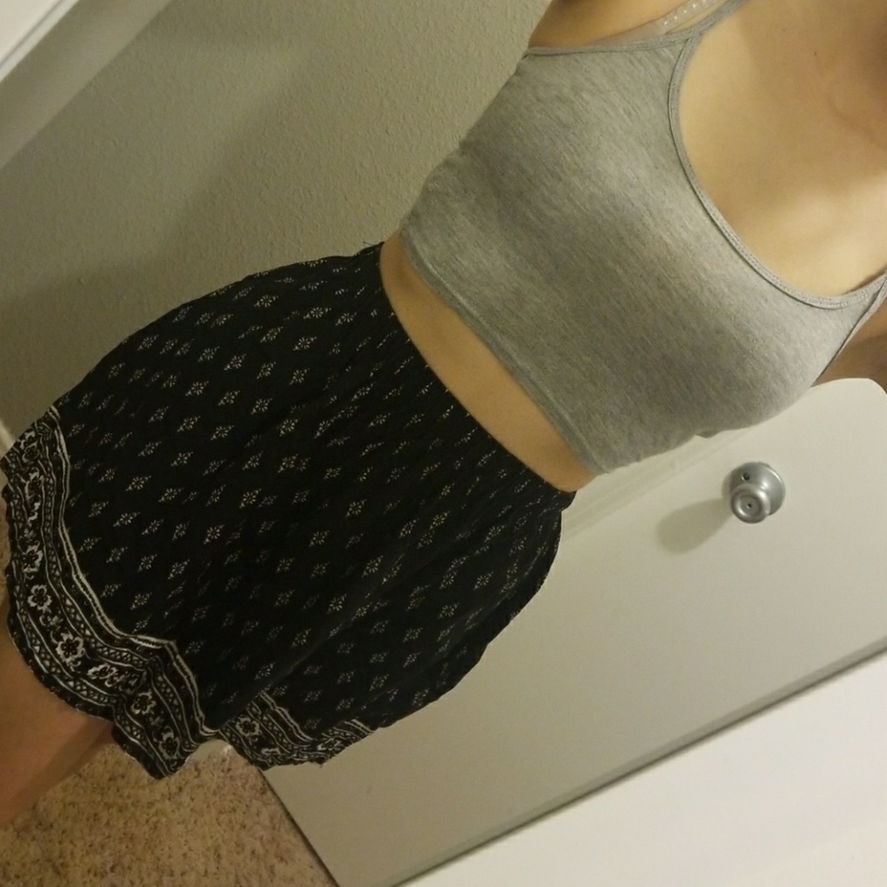 Hollister boho mini skirt