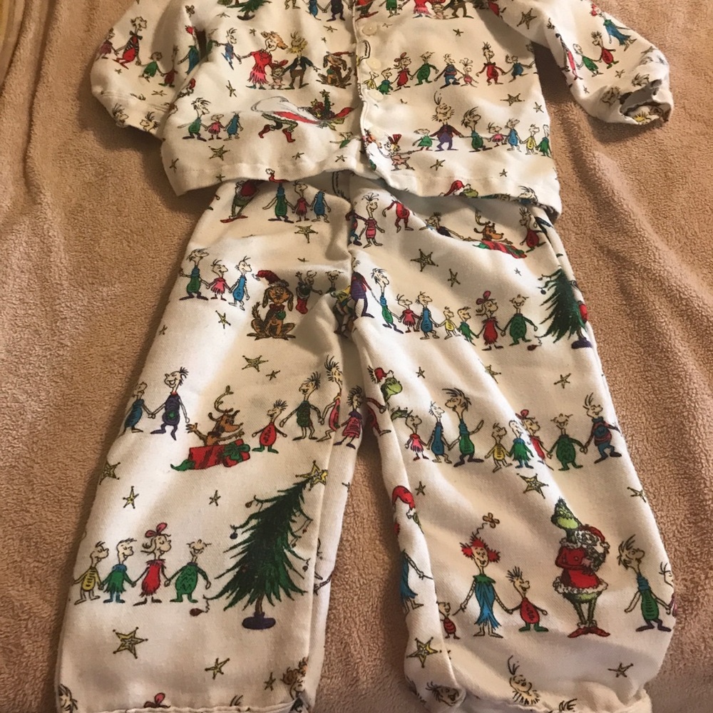 Pottery barn kids grinch pajamas