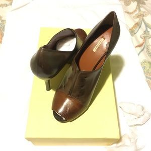 Max Studio “Xplore” Dark Brown & Brown sz 10M