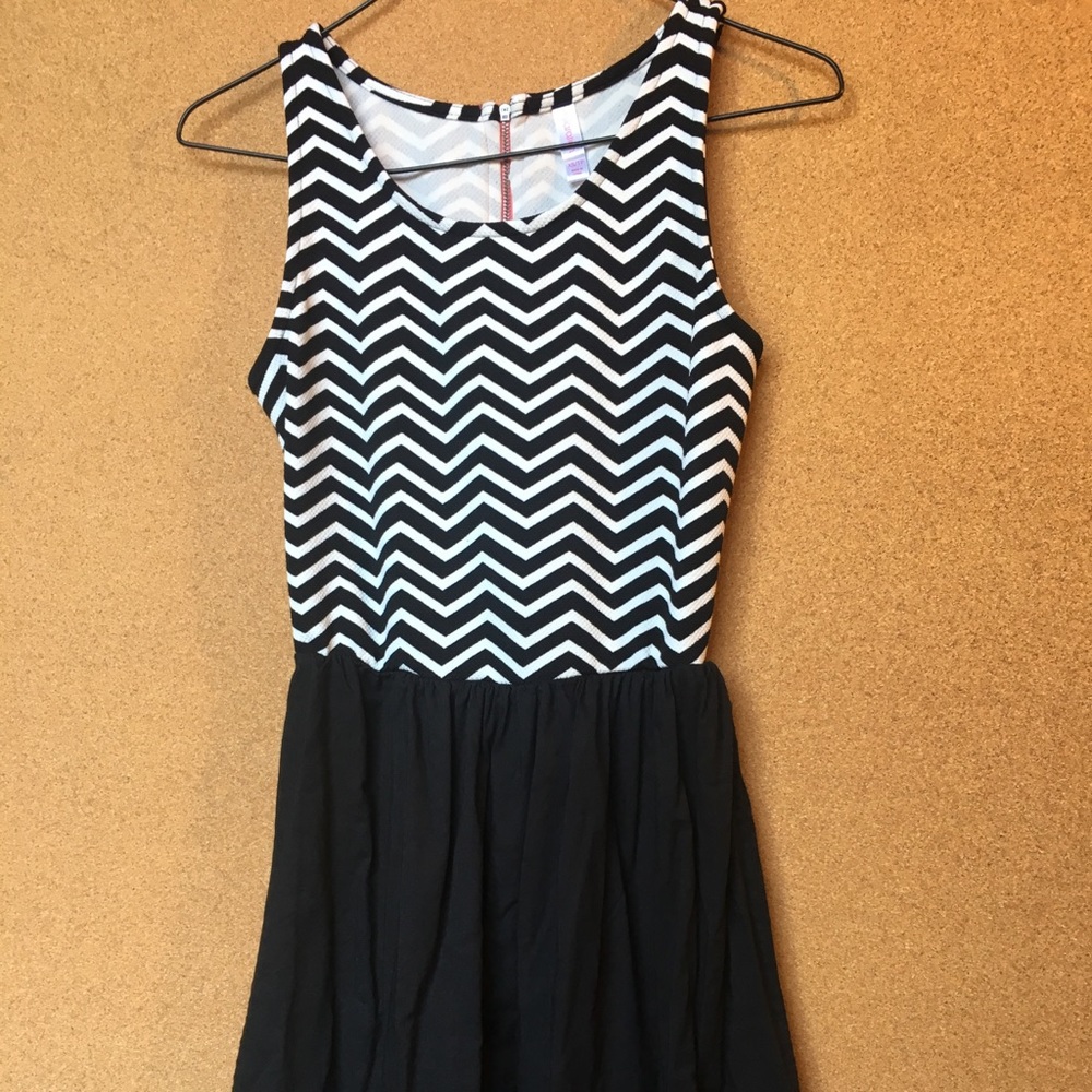 Black and white dress