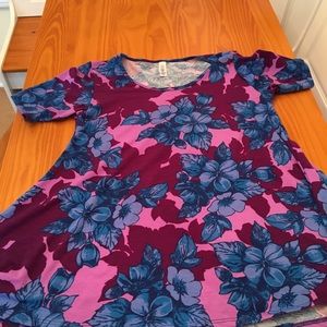 Lularoe Perfect Tee