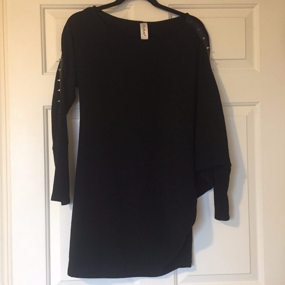 5th Culture spiked black sweater