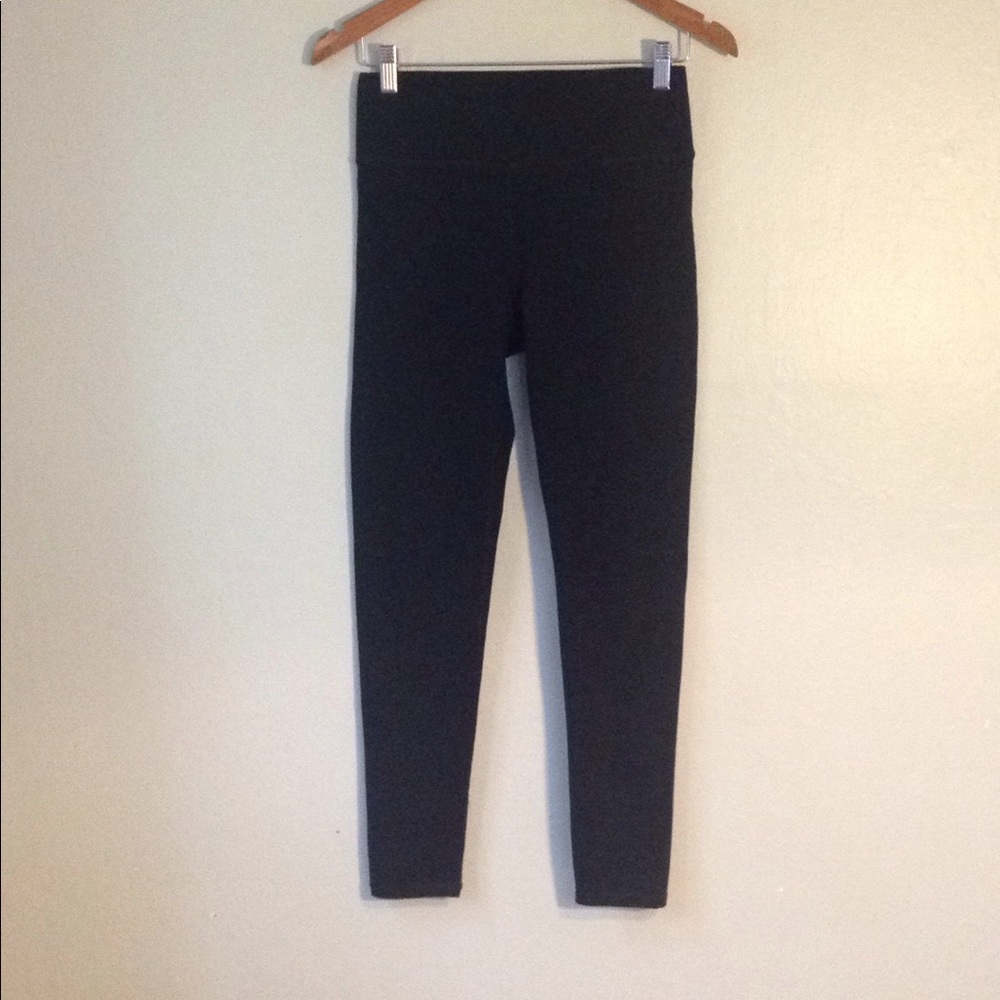 Black Fabletics saddleback leggings