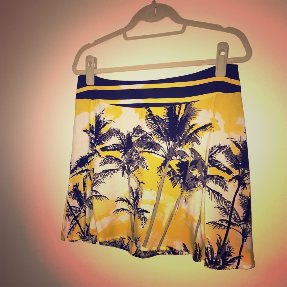 Impulse Mini Skater Skirt in Black/Yellow - 10