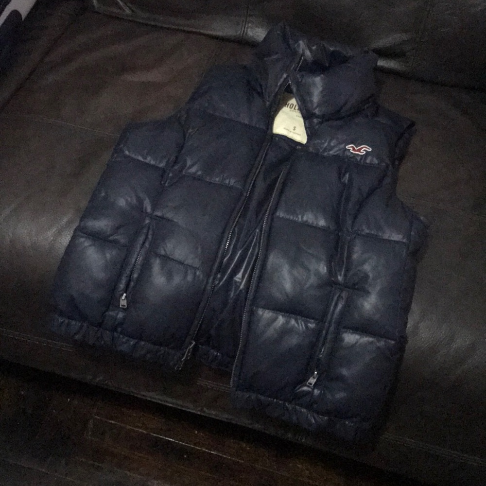 Hollister bubble vest