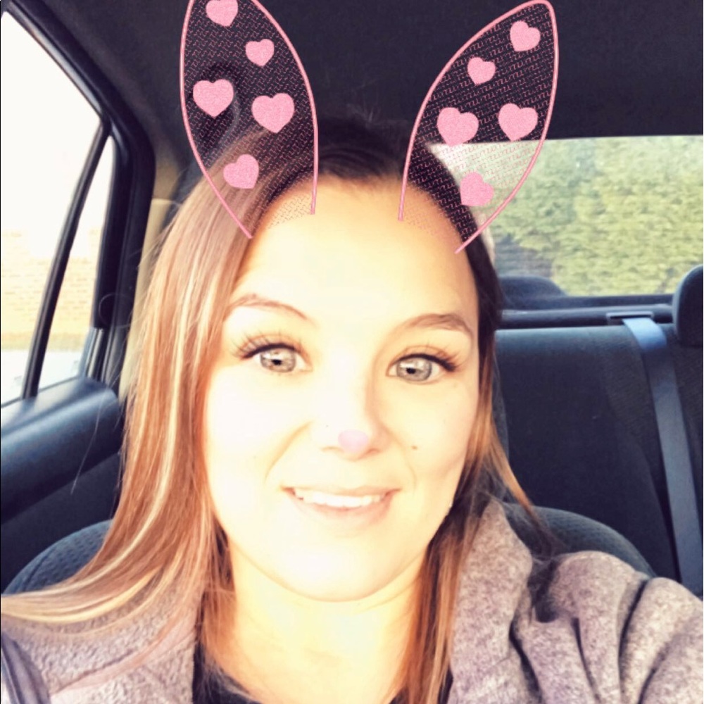 Meet your Posher, Kim