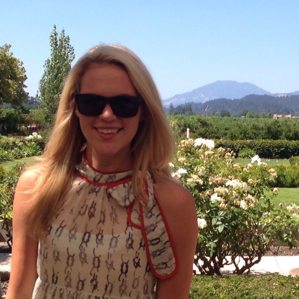 Meet your Posher, Courtney