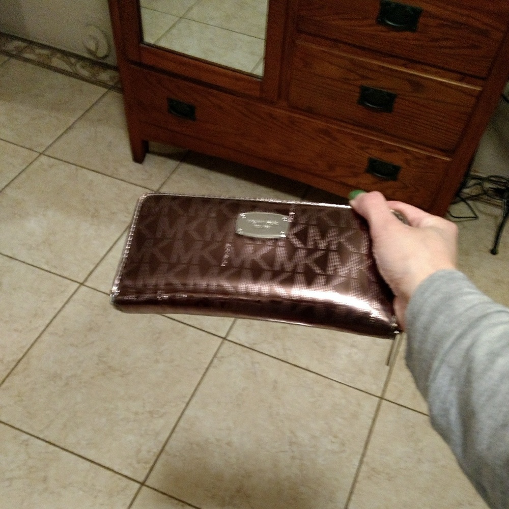 Micheal Kors Wallet