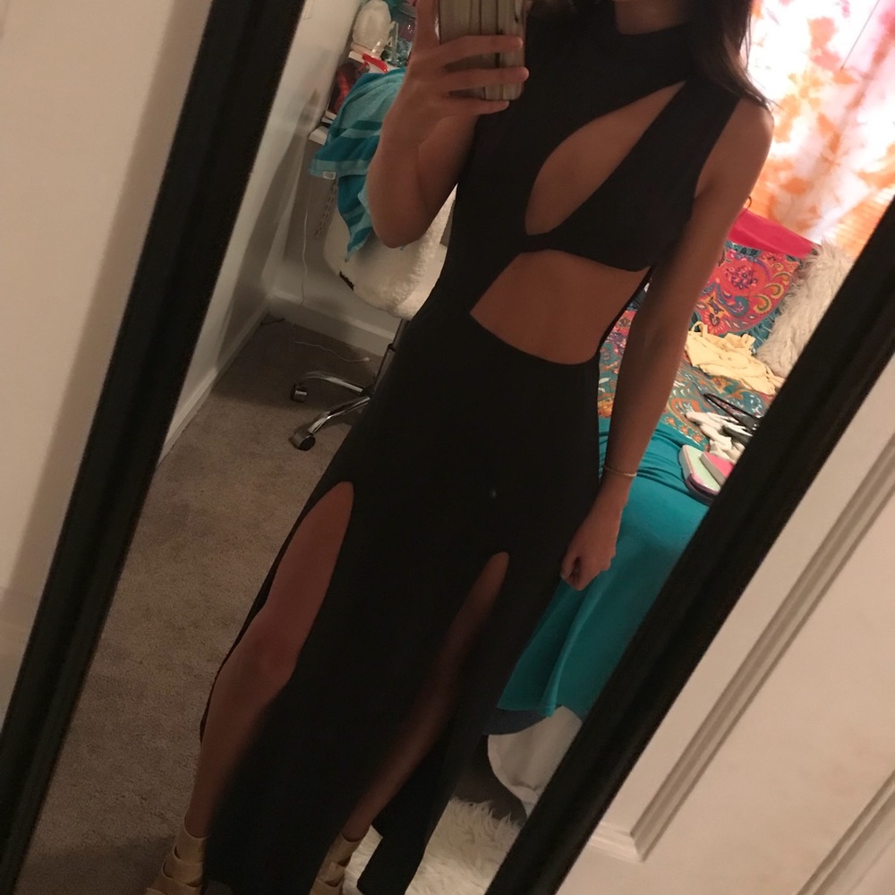 cut out maxi black dress