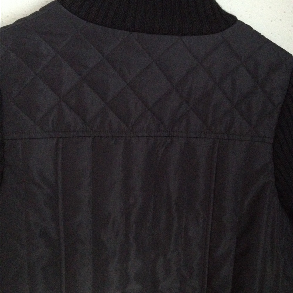 BCBG puffy jacket like new!! Make an Offer - Picture 6 of 8