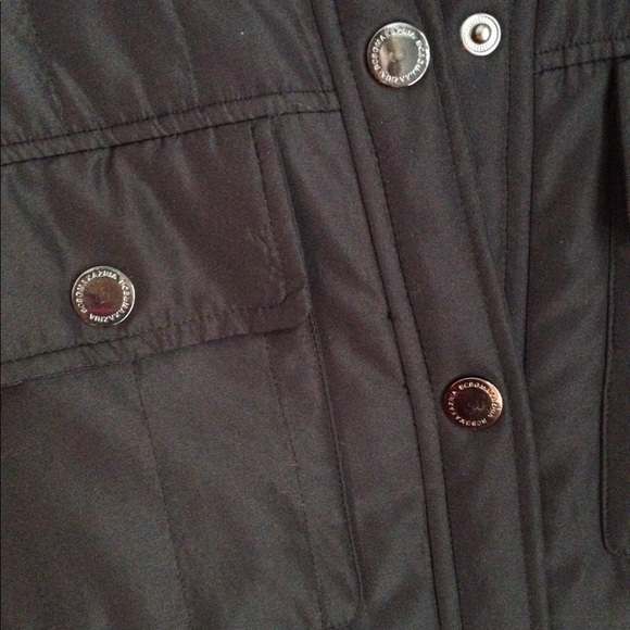 BCBG puffy jacket like new!! Make an Offer - Picture 2 of 8