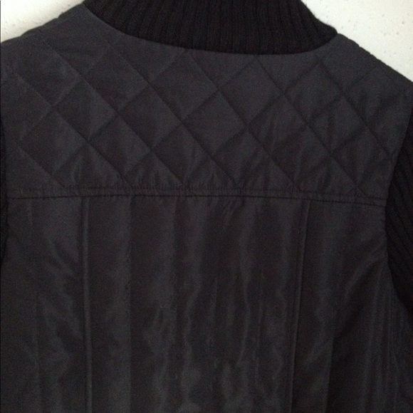 BCBG puffy jacket like new!! Make an Offer - Picture 5 of 8