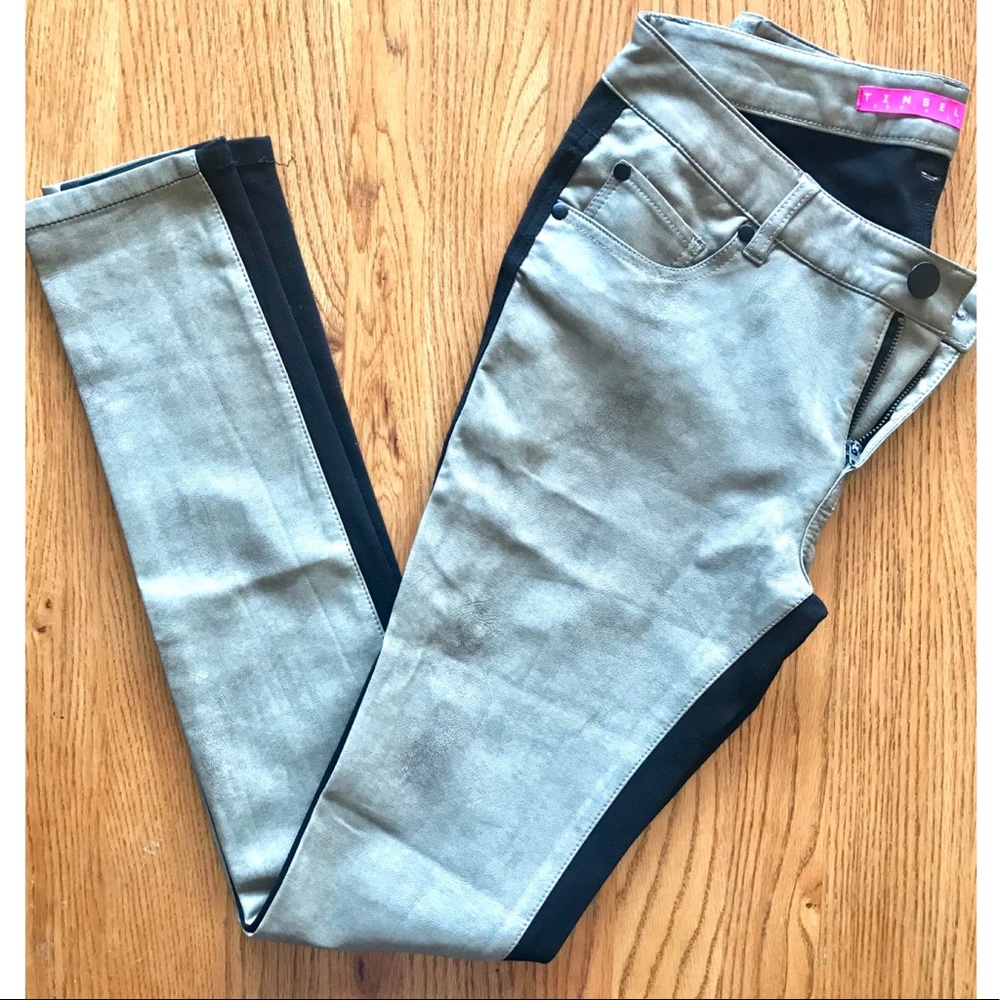 Size 5 TinselTowns denim culture skinnies