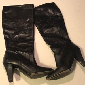 Coach black leather boots size 7. Made in Italy