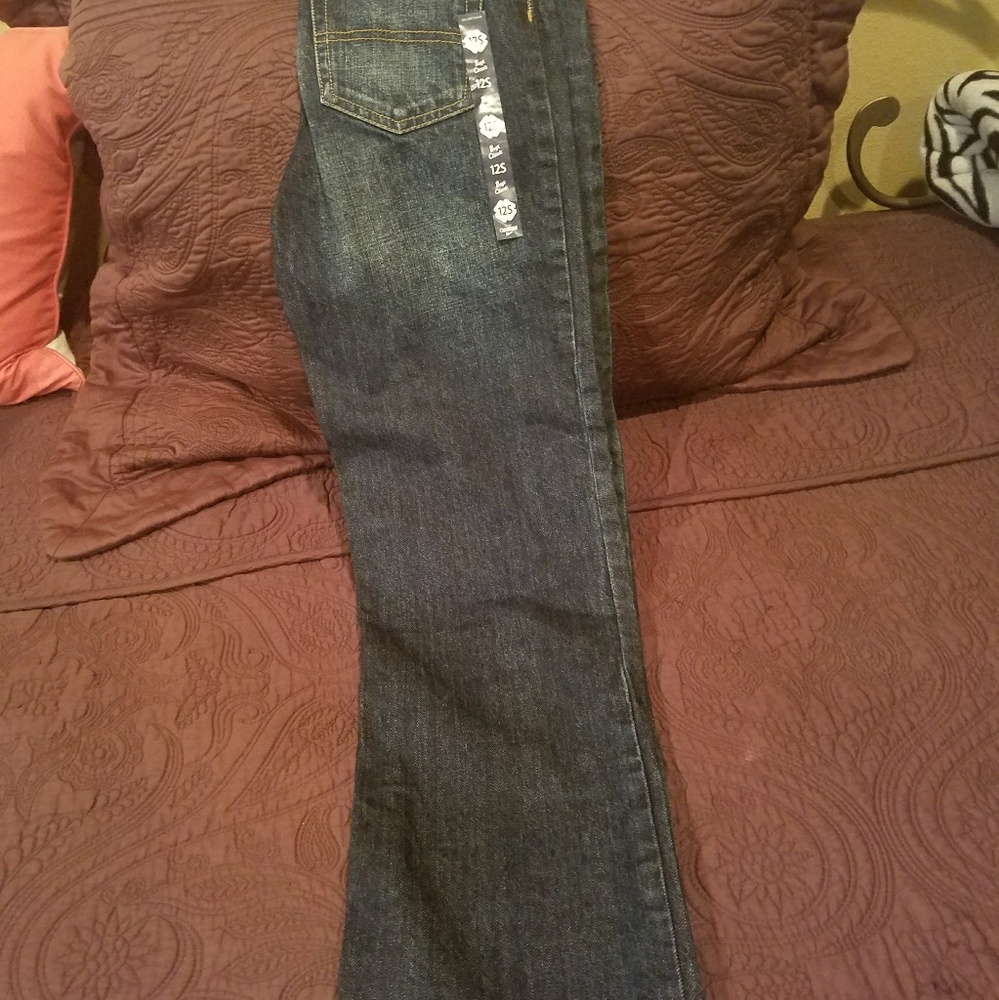 Boys denim pants. NWT.