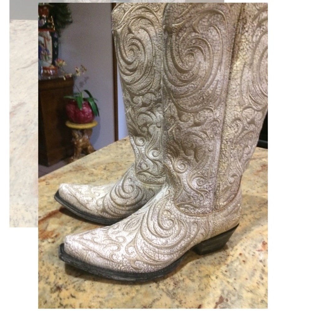 Madonna White Milk Old Gringo Cowboy Boots