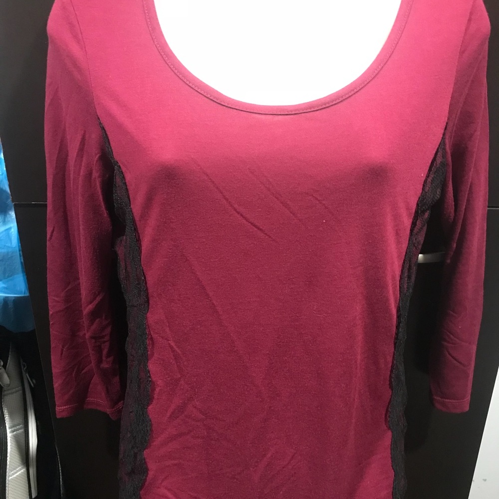 3/4 length sleeve shirt