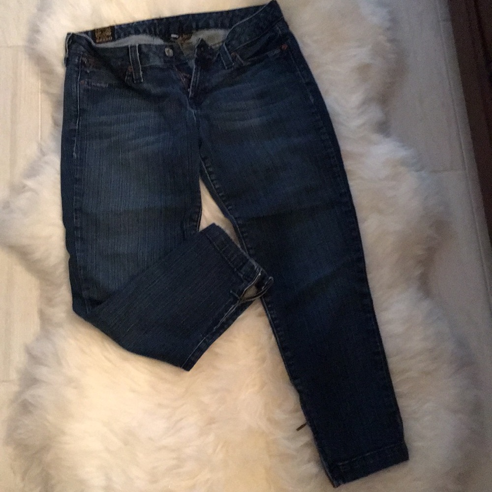 SOLD - Lucky capris