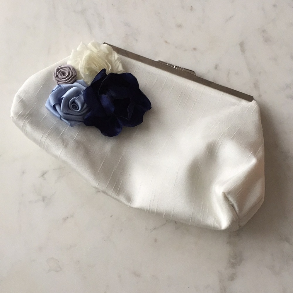 White clutch