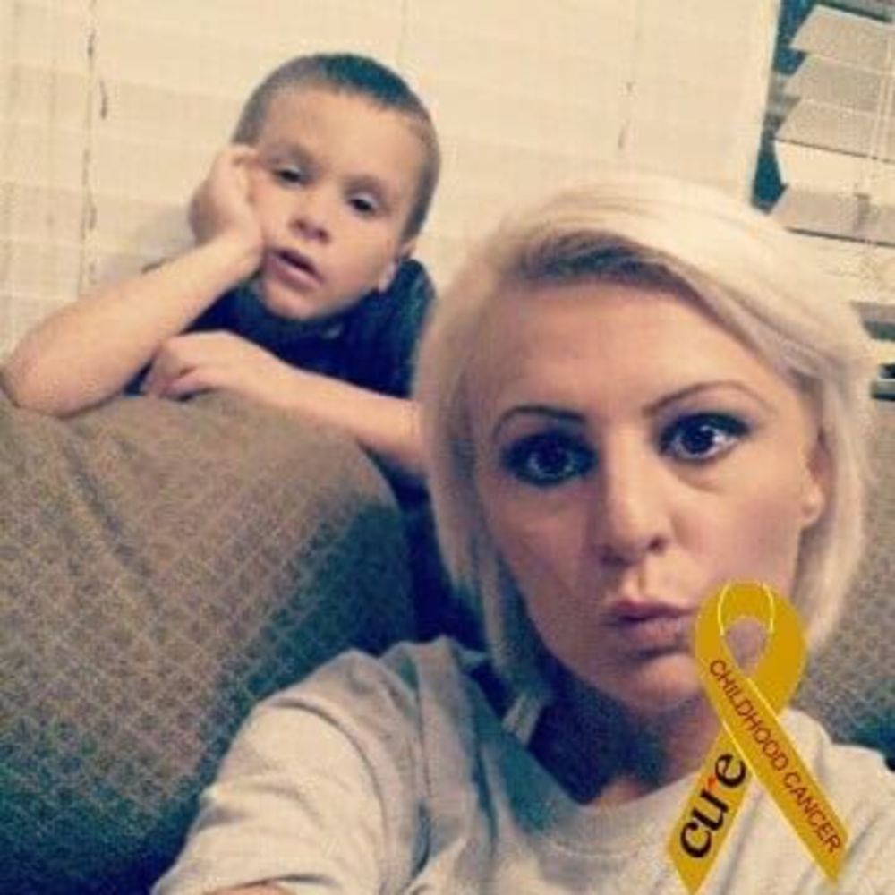 Meet your Posher, Hali