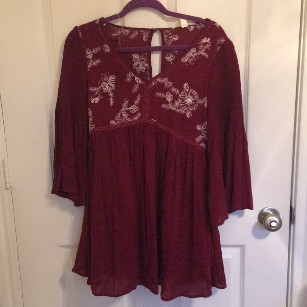 NWOT bell sleeve dress