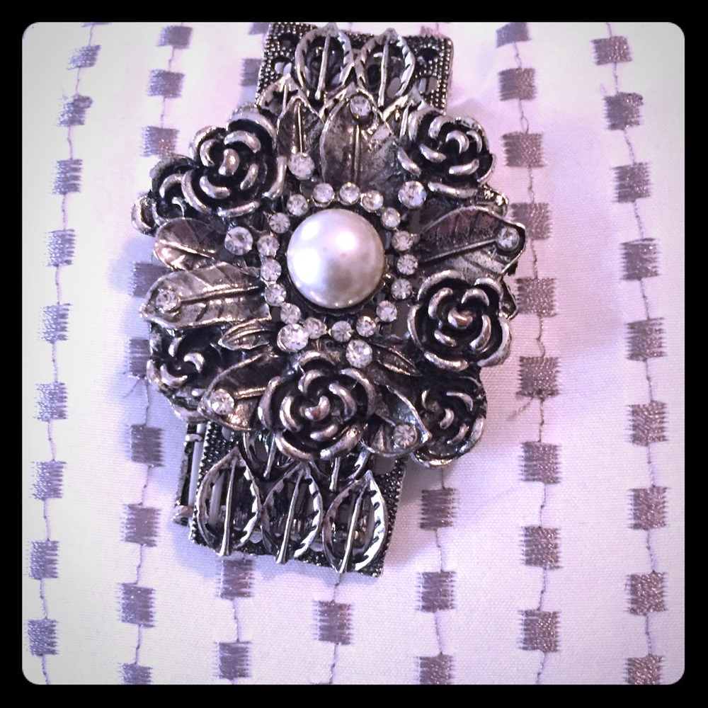 Bracelet-Cuff style-Stretch-Silver