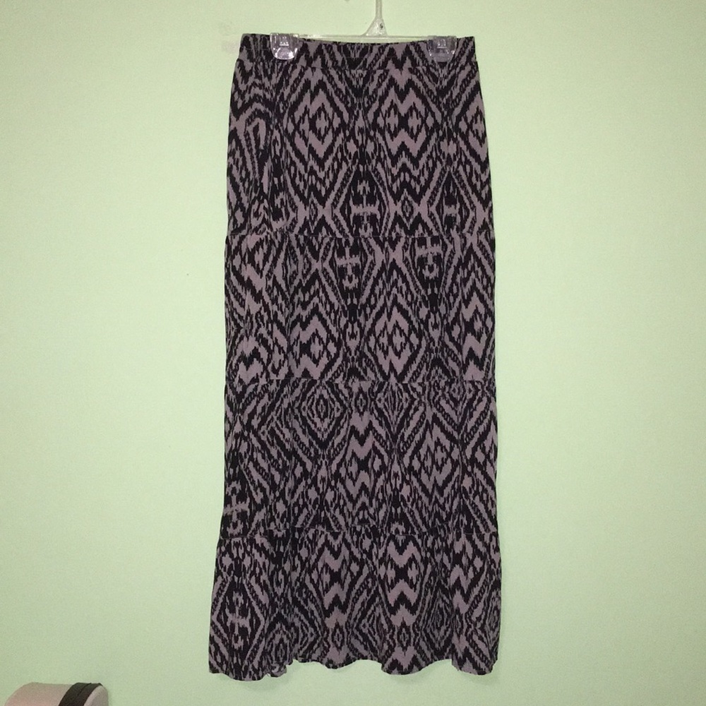 Old Navy maxi skirt
