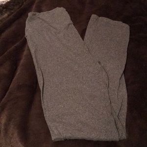 One size LuLaRoe heather grey leggings