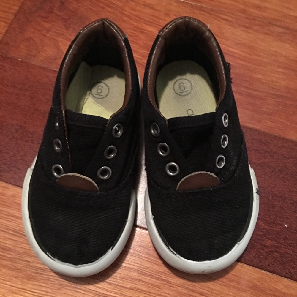 Toddler shoes