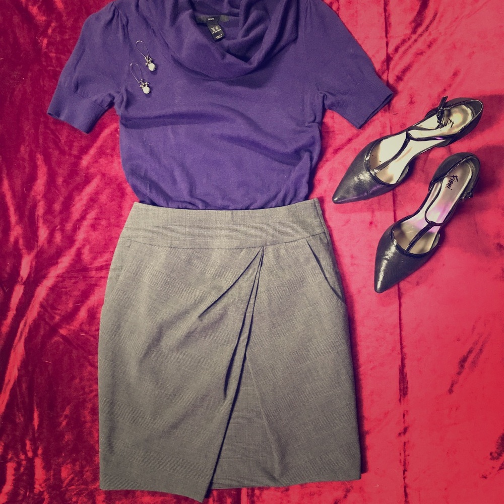 *H&M* Beautiful Houndstooth Plaid Asymmetric Skirt
