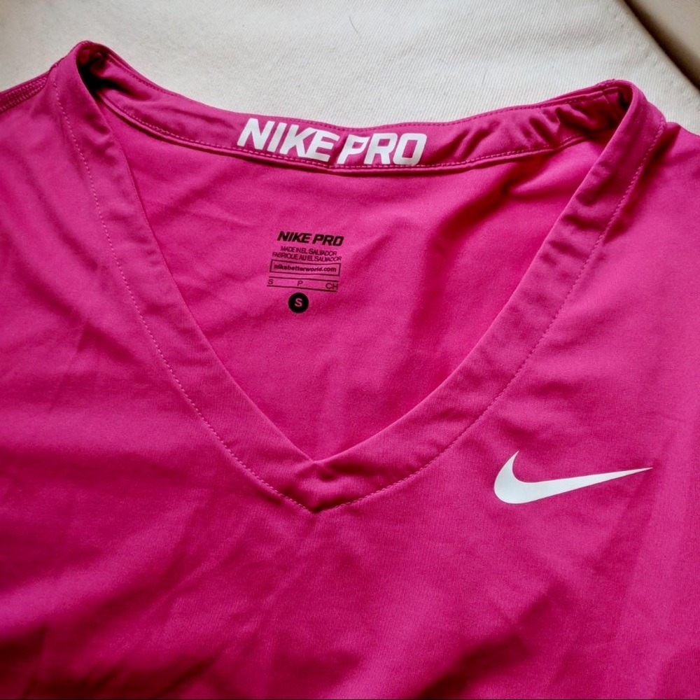 Nike dri-fit short sleeve shirt