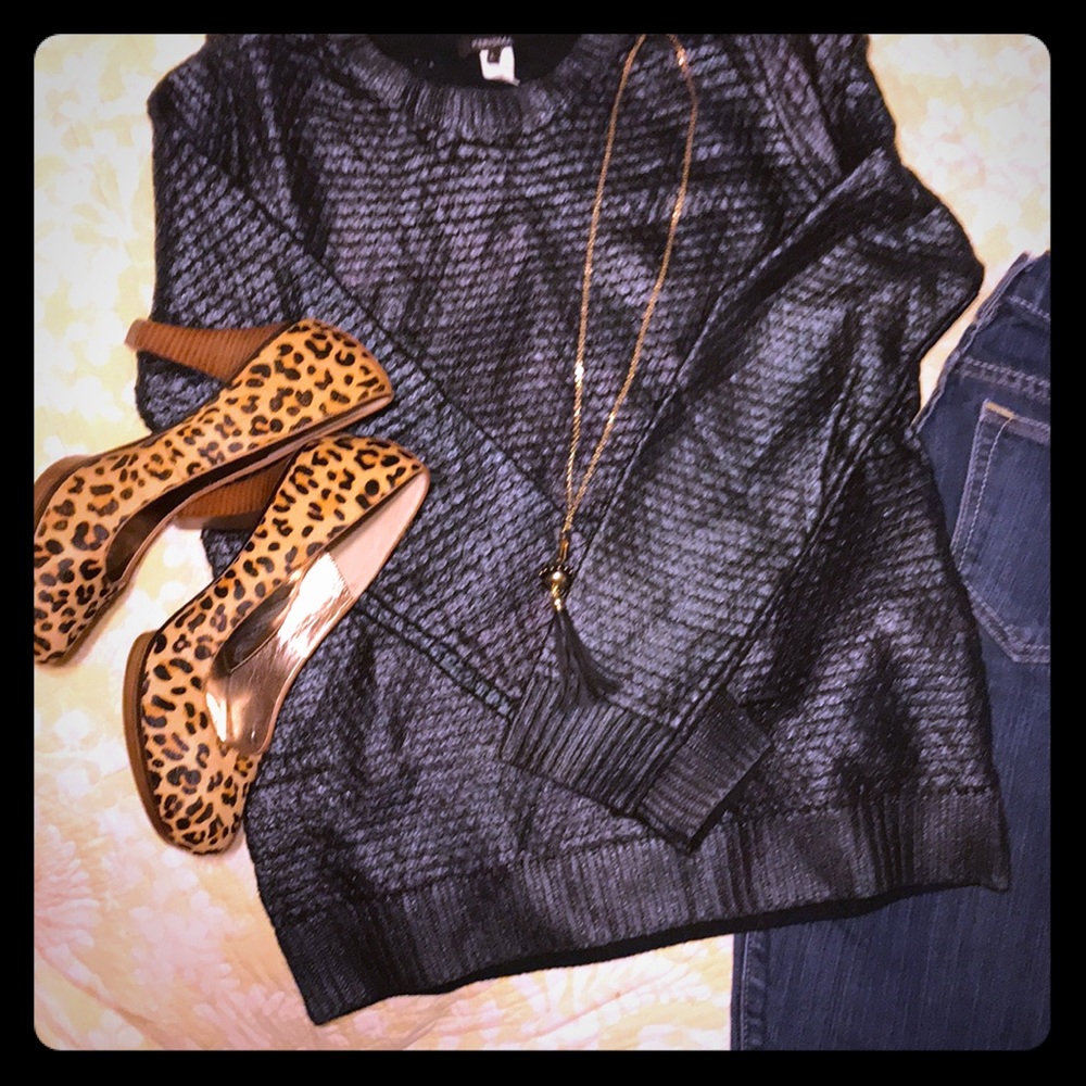 Black sweater with pleather outer feel
