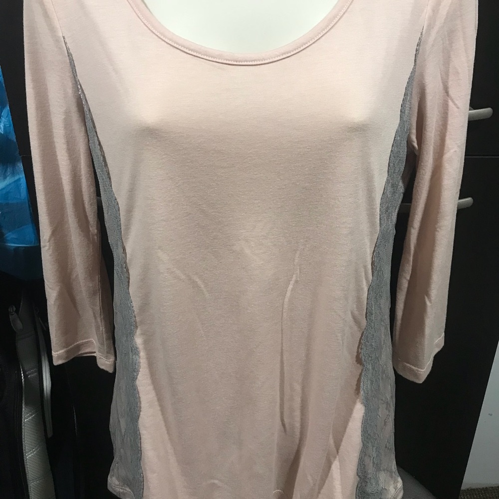 3/4 length sleeve top