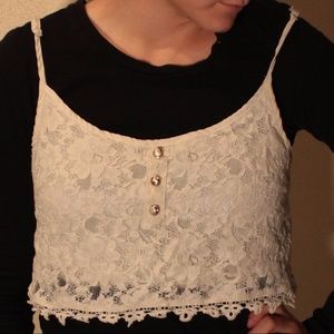 White lace crop top in Women's
