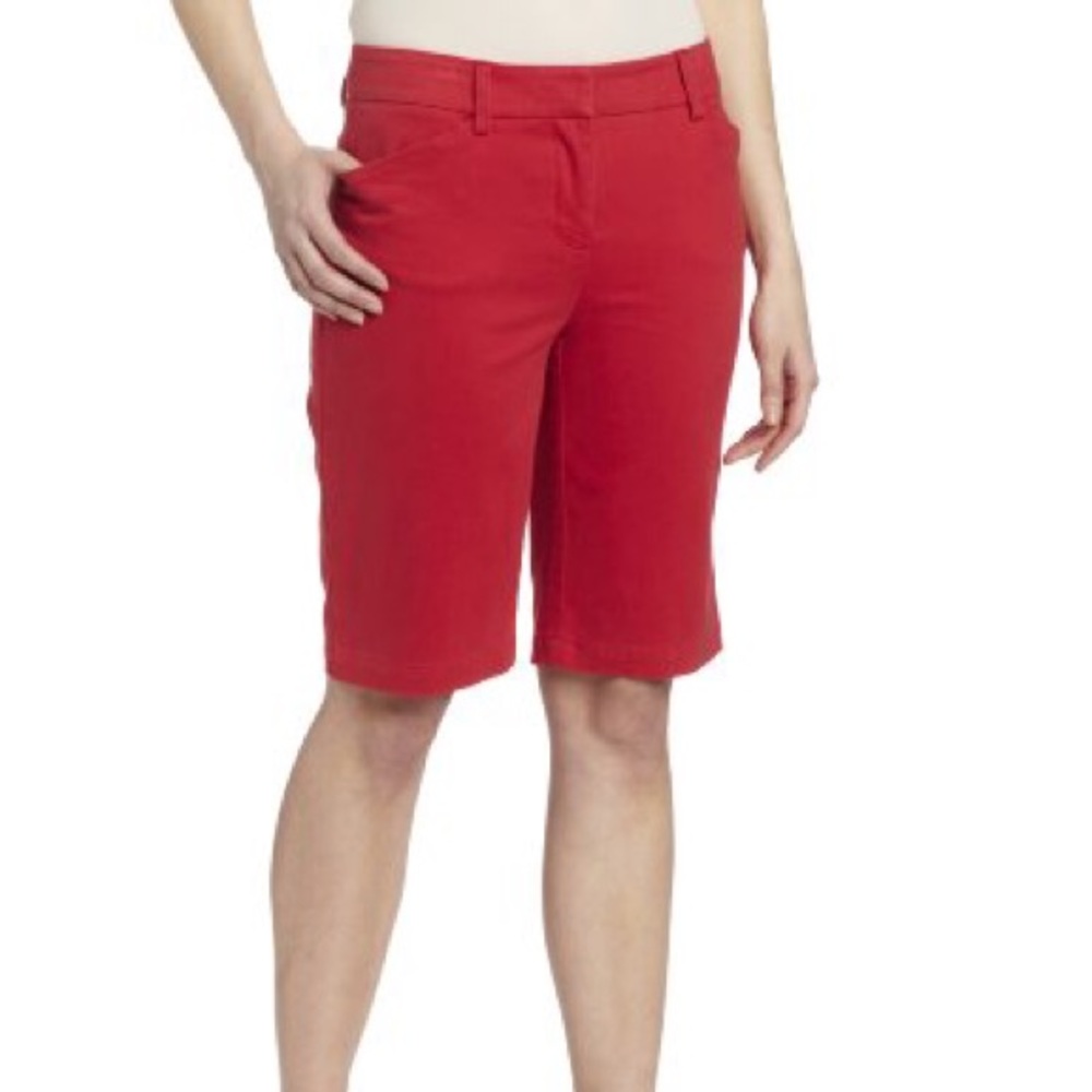 Jones NY red salmon colored Bermuda shorts
