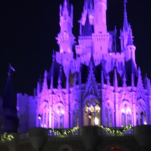 Meet your Posher, Sarah - Picture 1 of 1