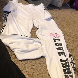 Super cute sweats super comfy