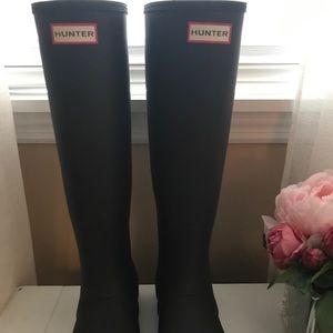 Hunter adjustable rain boots