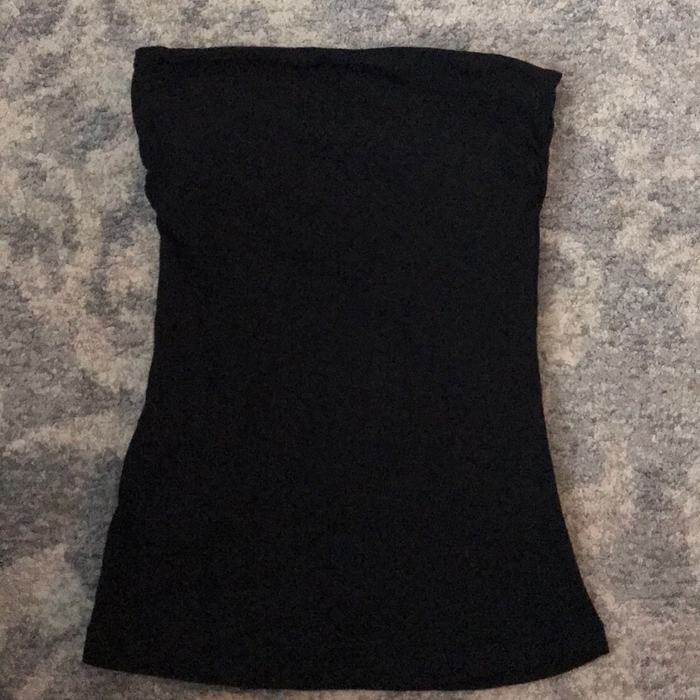 Black top with bra liner