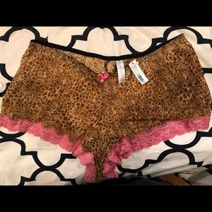 New with tag boy shorts women’s underwear