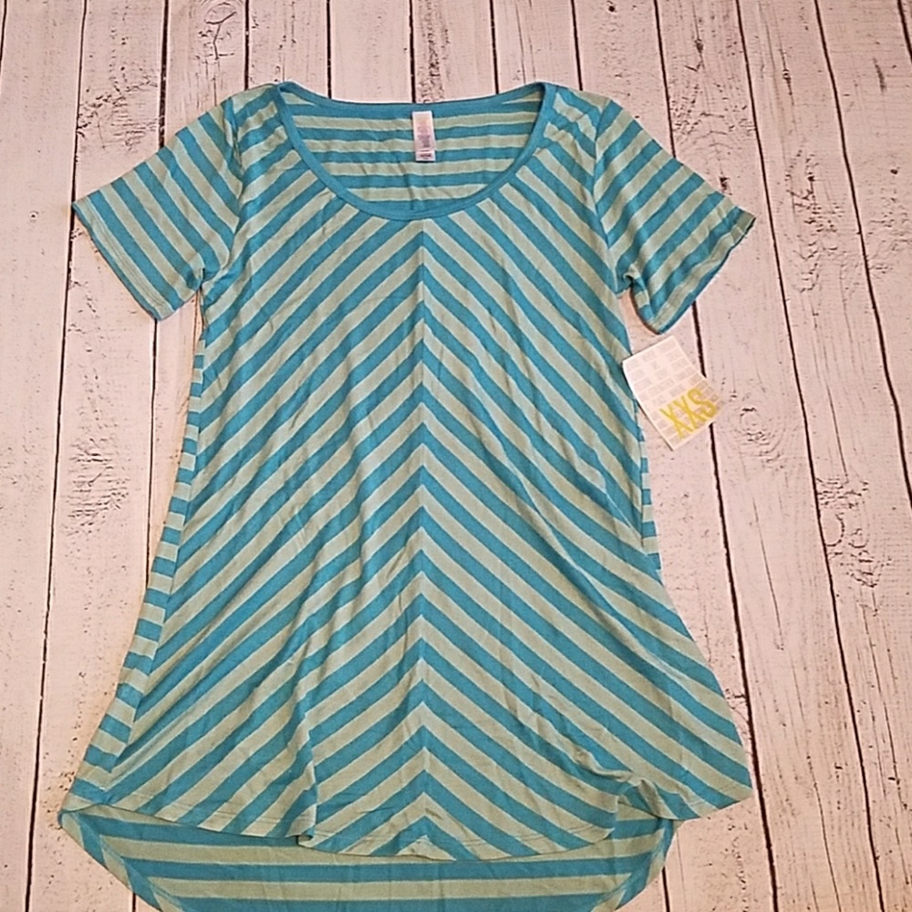 Xxs classic t lularoe bnwt
