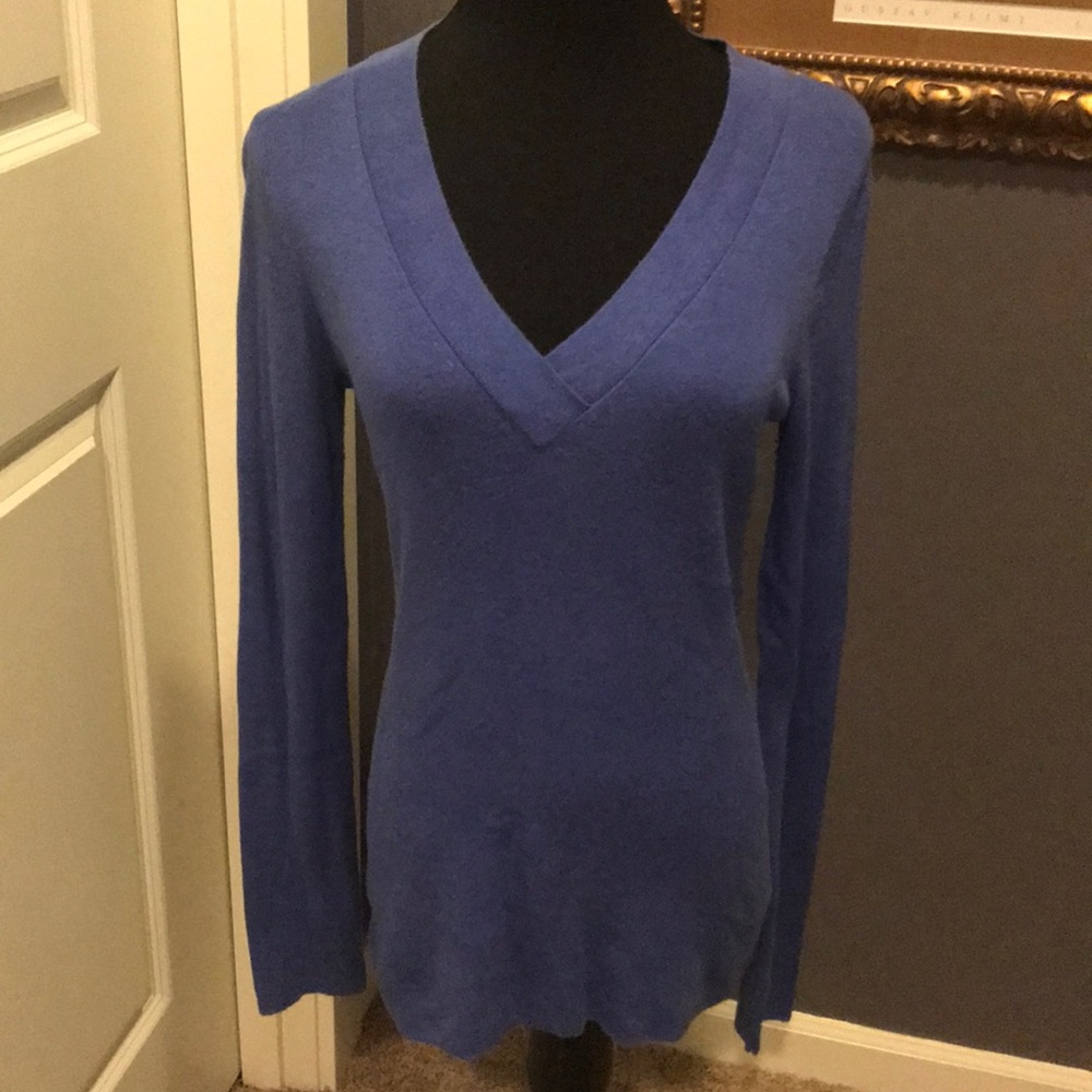 BR silk & cotton blend sweater. SZ Medium