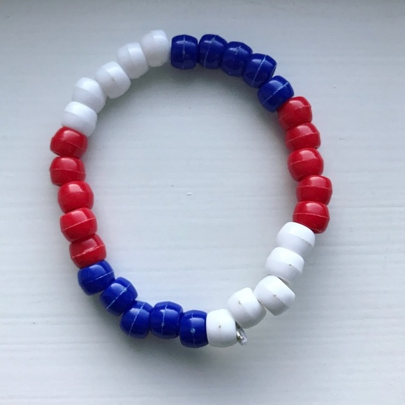White /& Blue Patriotic Tie NWT Beaded 4th of July Red
