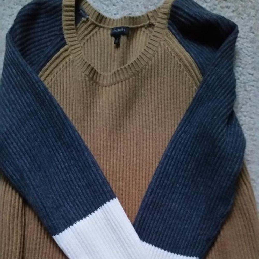 Talbot Tan Sweater with Gray and White Sleeves