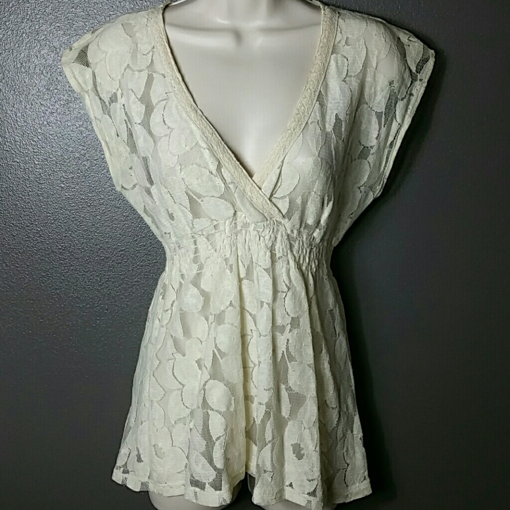 Eyeshadow Brand Cream Floral Lace Boho Hippy Top