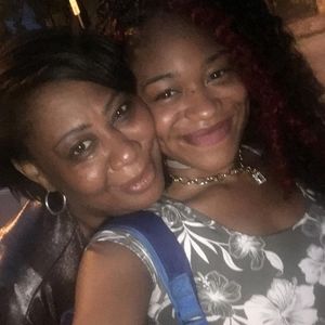 Meet your Posher, Sherry