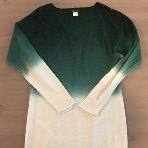Venus ombré green & white sweater