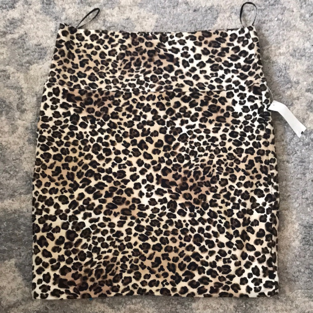 NWT Leopard print mini skirt