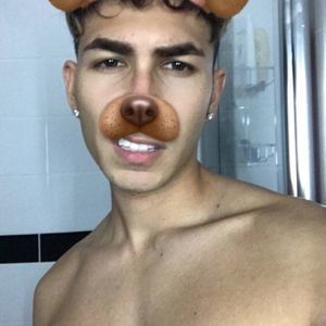 Meet your Posher, Blake